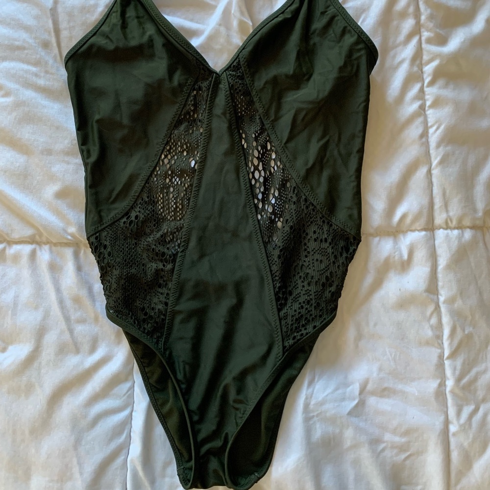 High leg bikini